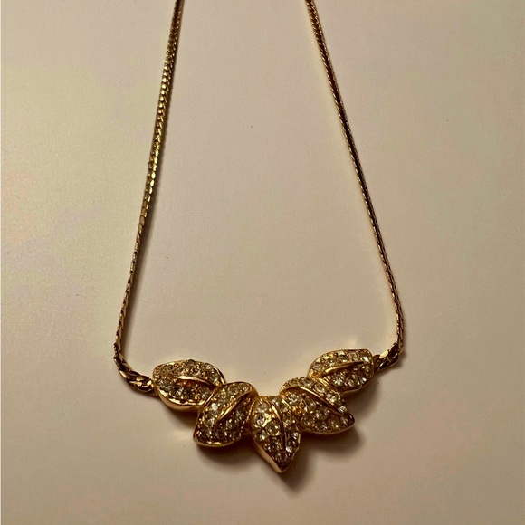 Christian Dior Herringbone Chain Rhinestone-embellished Necklace & Earrings - Picture 2 of 15